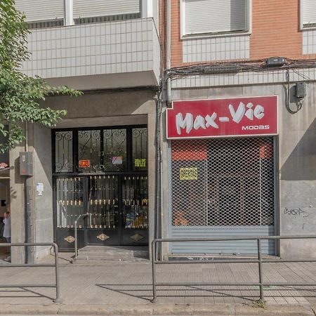 Bilbao Market With Parking By Aston Rentals Bagian luar foto